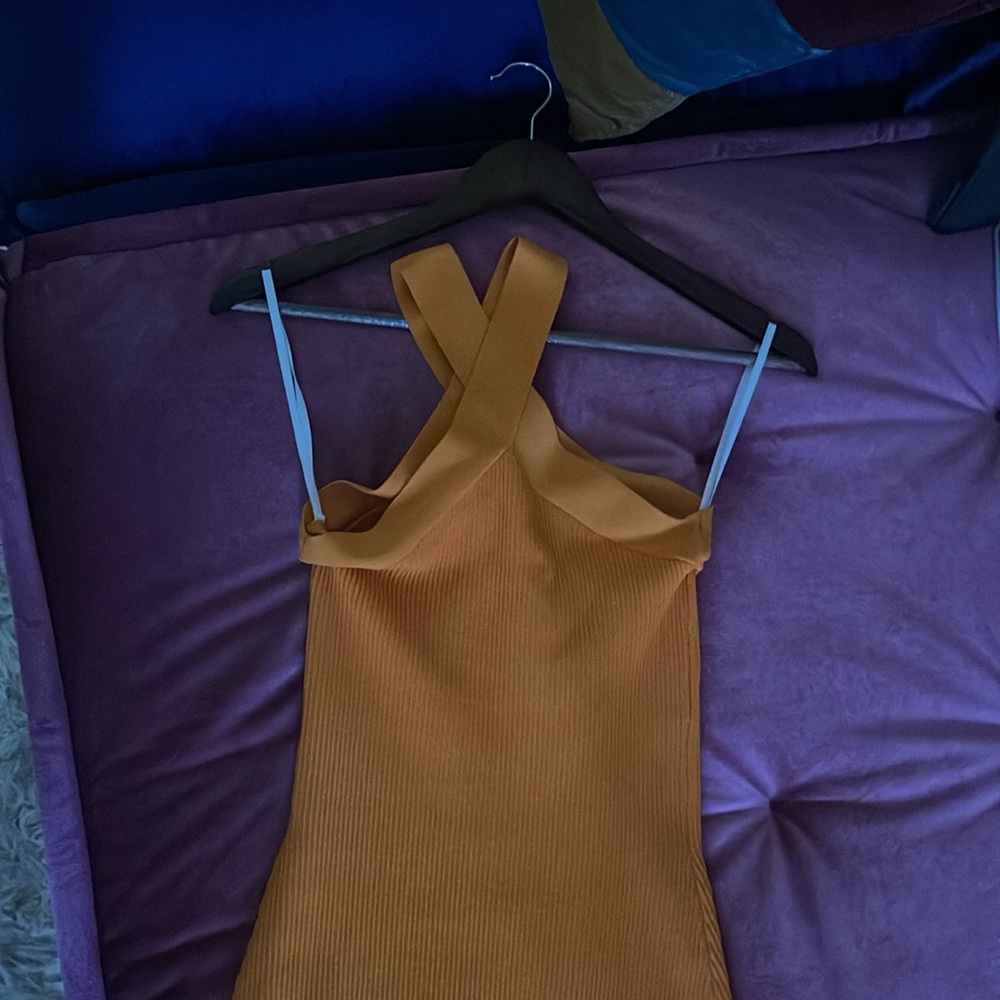 Babaton Sweater Dreas from Aritzia size Small Orange